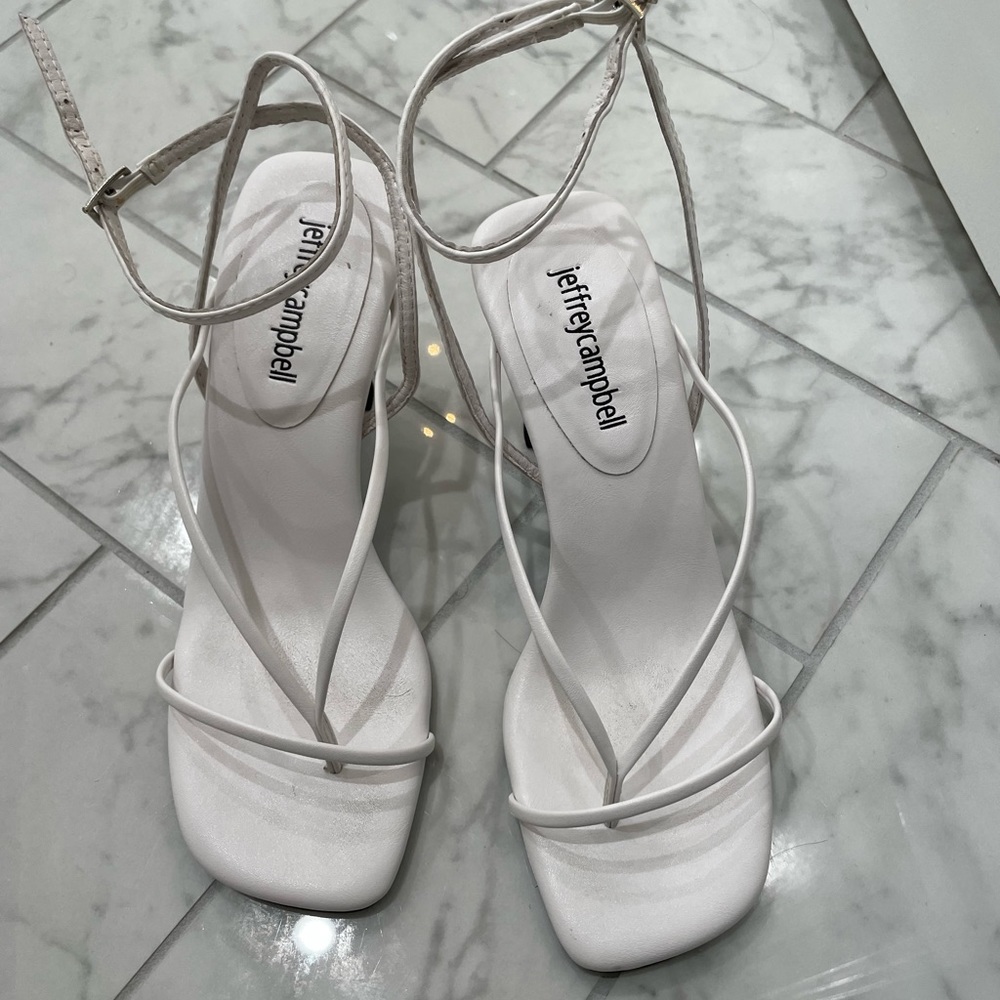 Jeffrey Campbell fluxx sandals